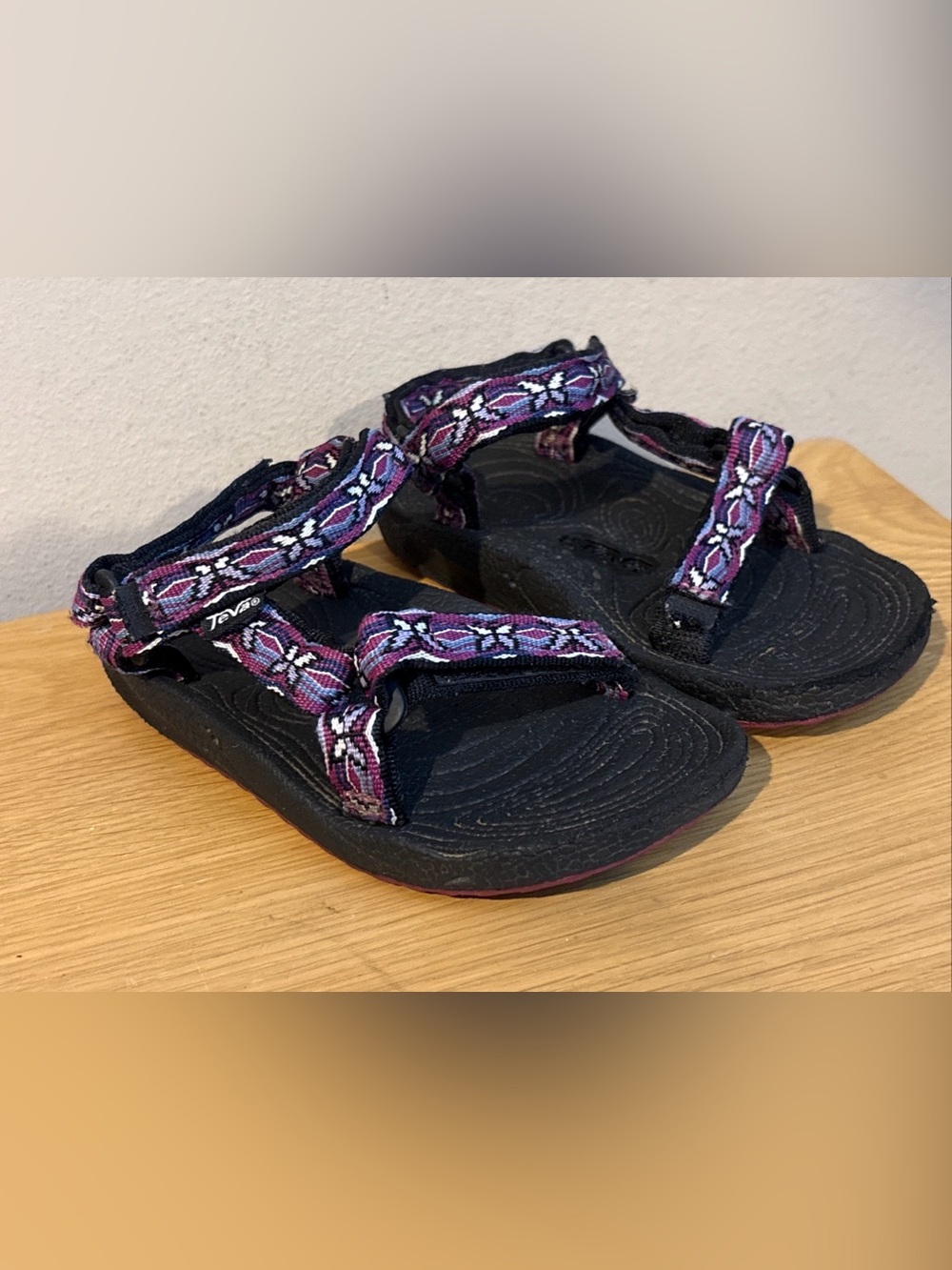 Teva Kids Sandals Purple Geometric Print Hook Loop Strap Black Pink Sz 9